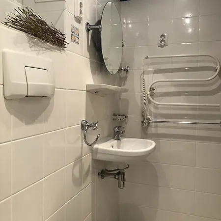 Ambra Hotel *