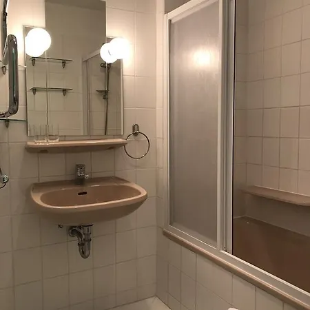 Hotel Ambra *