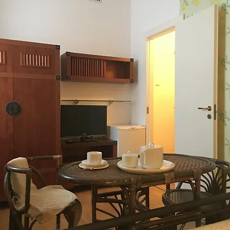 Hotel Ambra *