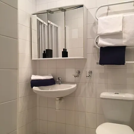 Ambra Hotel *